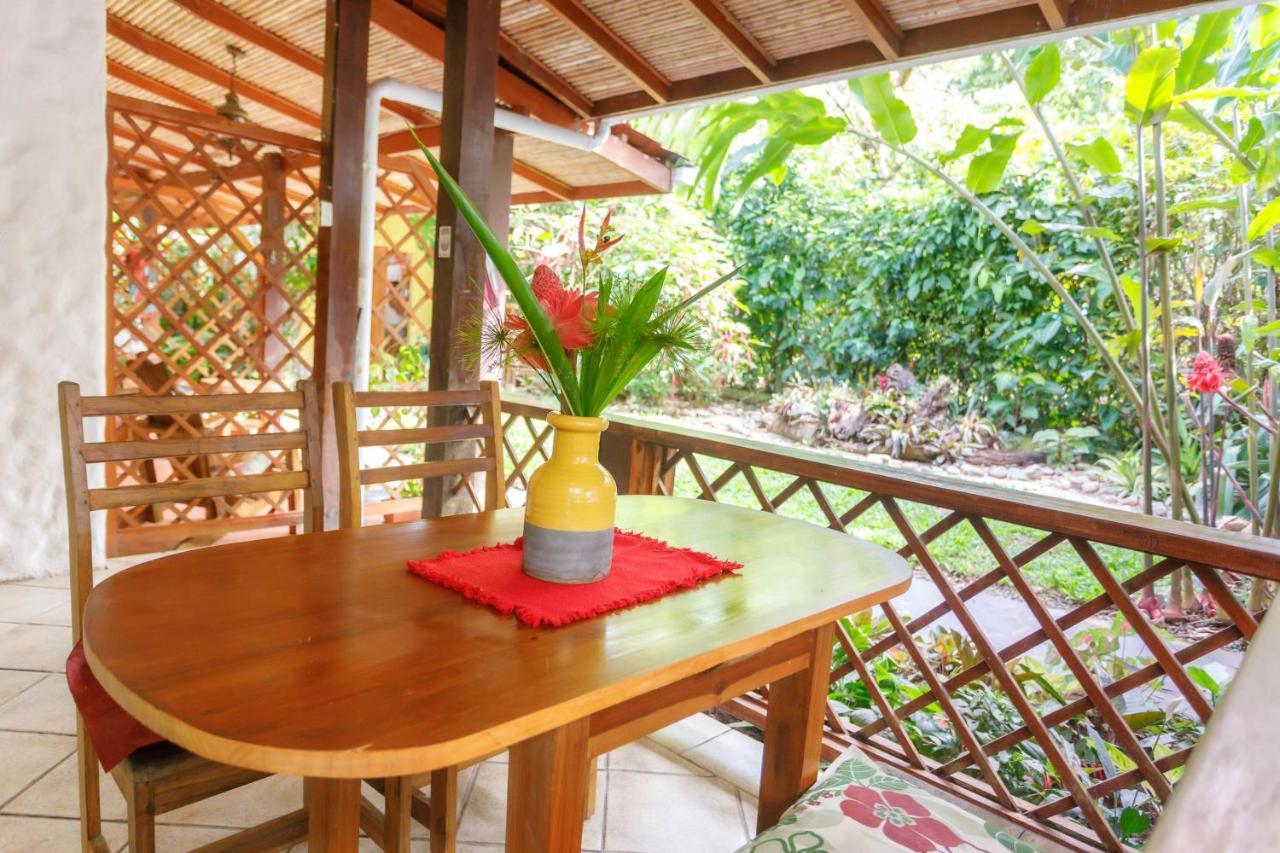Hotel Casa Merlin Puerto Viejo de Talamanca ภายนอก รูปภาพ