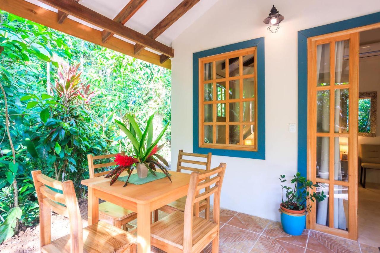 Hotel Casa Merlin Puerto Viejo de Talamanca ภายนอก รูปภาพ